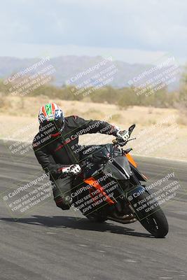 media/May-05-2025-Moto Forza (Mon) [[3c1838c5e5]]/2-B Group/Session 2 (Turn 7 Inside)/